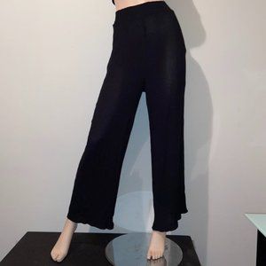FOREVER 21 BLACK CRINKLE WIDE LEG PANTS - L